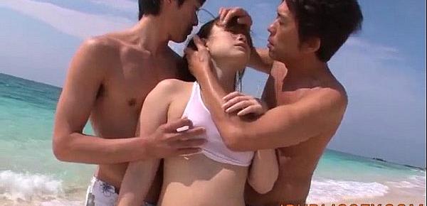  Dirty threesome porn scenes at the beach along Mayuka Akimoto
